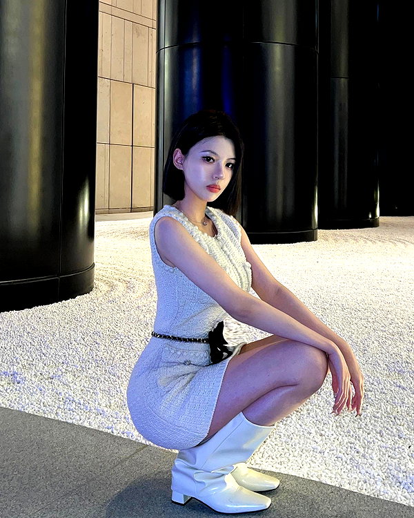 _xixiyx_ instagram image archive image