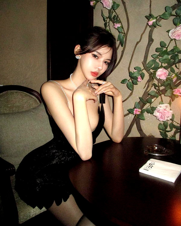 _xixiyx_ instagram image archive image