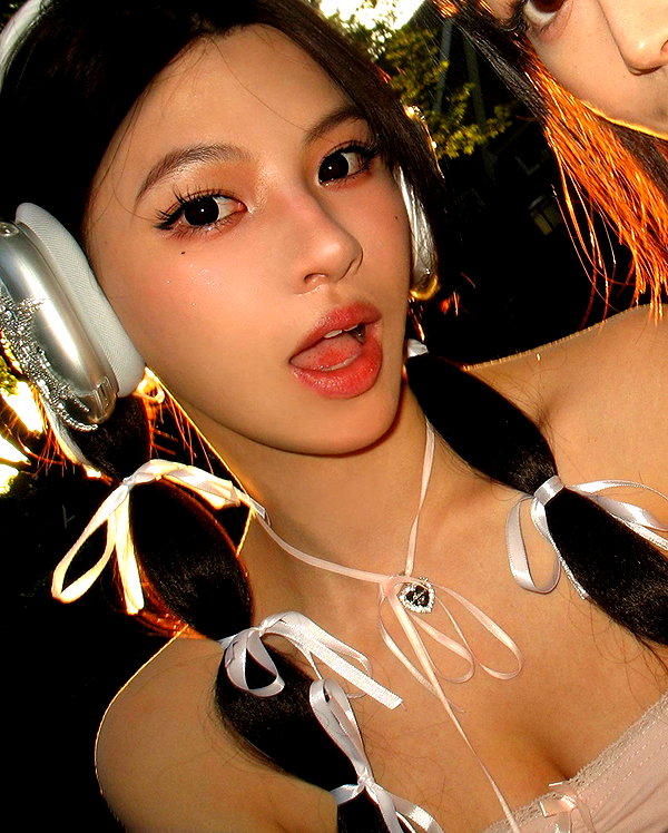 _xixiyx_ instagram image archive image