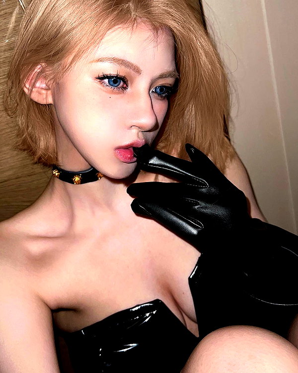 _xixiyx_ instagram image archive image
