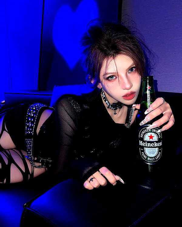 _xixiyx_ instagram image archive image