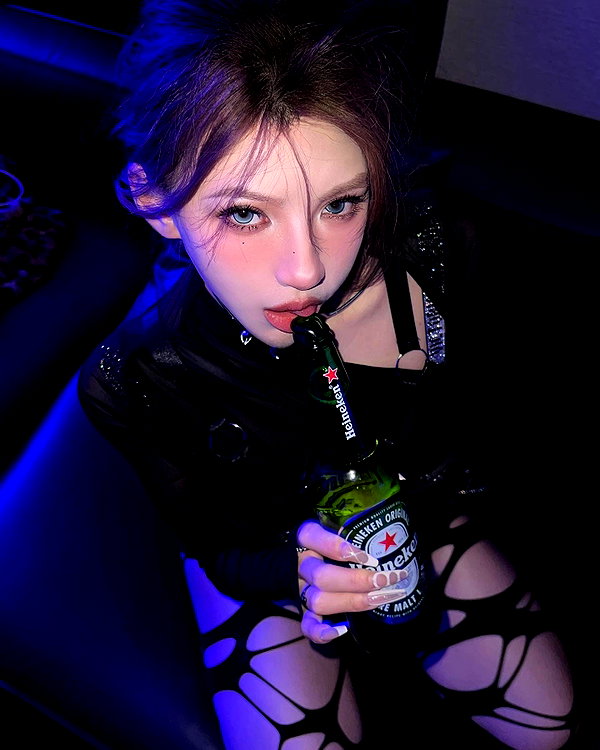 _xixiyx_ instagram image archive image