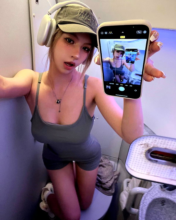 _xixiyx_ instagram image archive image