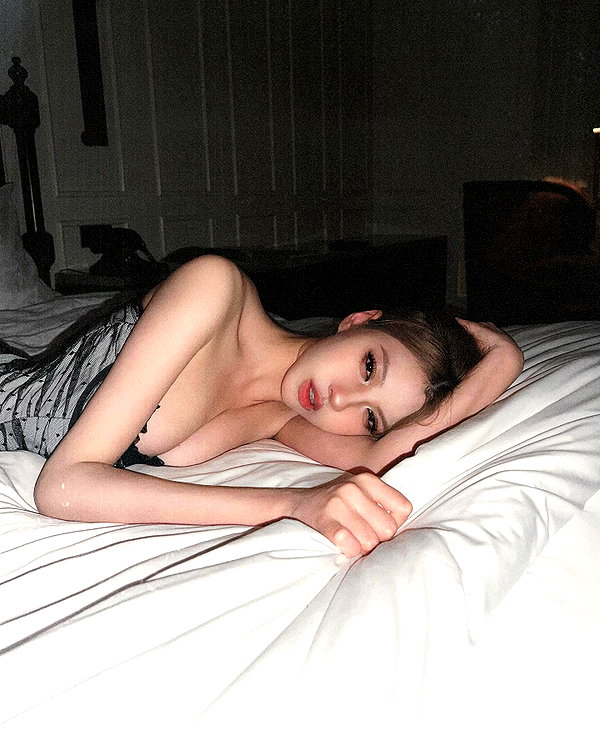 _xixiyx_ instagram image archive image