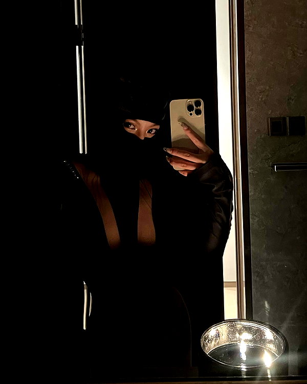 _xixiyx_ instagram image archive image