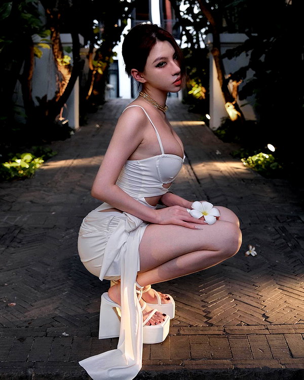 _xixiyx_ instagram image archive image