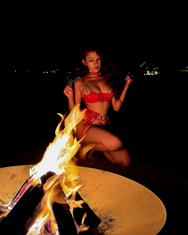 _xixiyx_ instagram image archive image