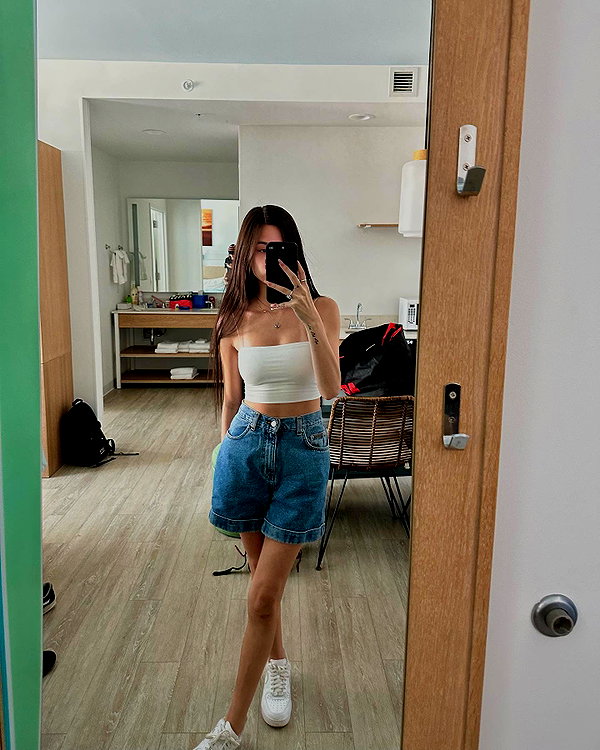 abbeywalker instagram image archive image