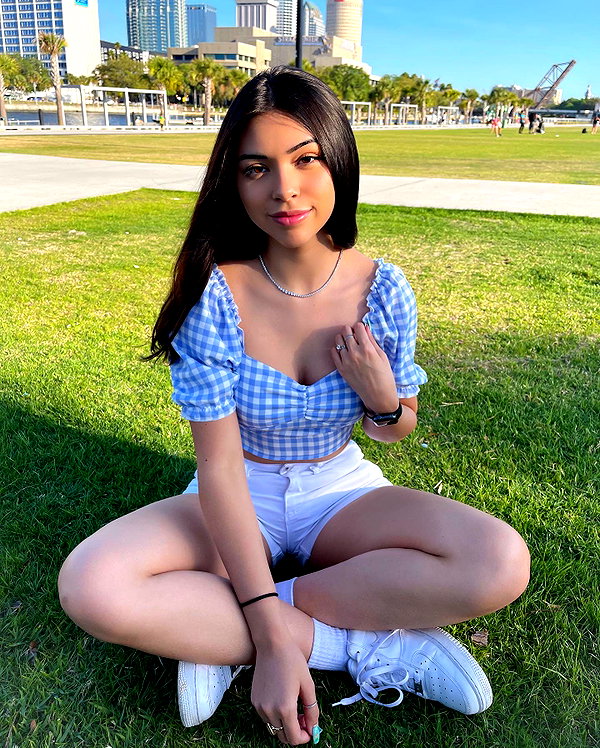 aishahsofey instagram image archive image