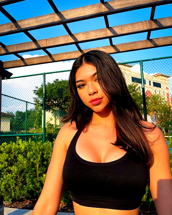 aishahsofey instagram image archive image