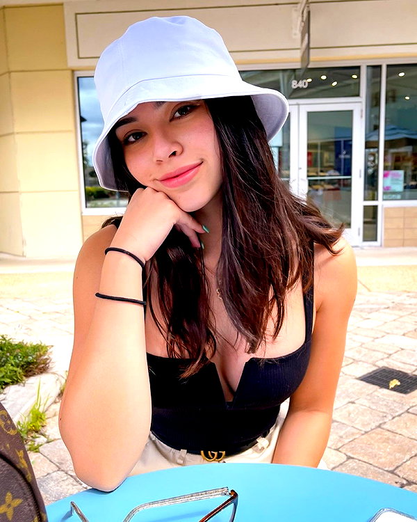 aishahsofey instagram image archive image