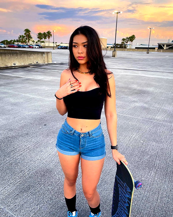 aishahsofey instagram image archive image
