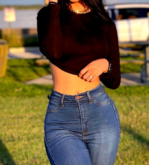aishahsofey instagram image archive image