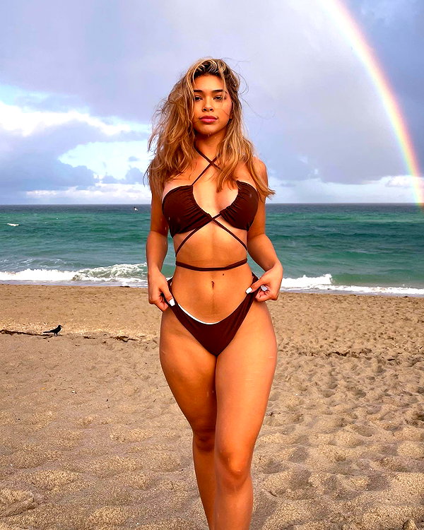 aishahsofey instagram image archive image