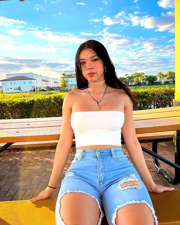 aishahsofey instagram image archive image