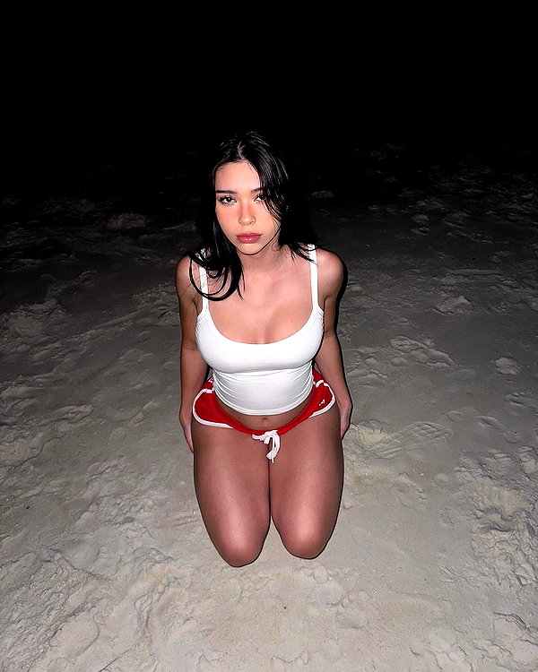 aishahsofey instagram image archive image