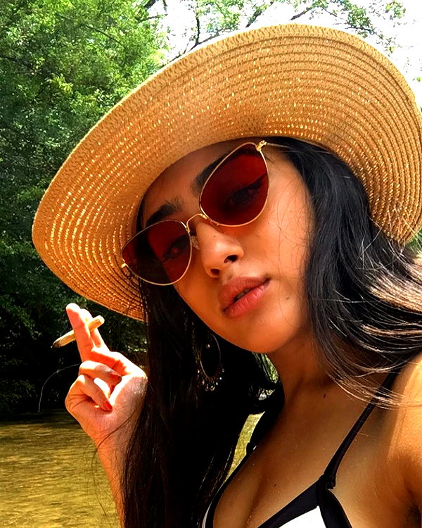 alenittta instagram image archive image