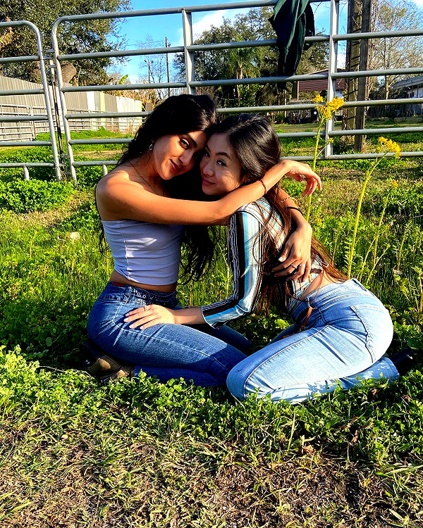 alenittta instagram image archive image