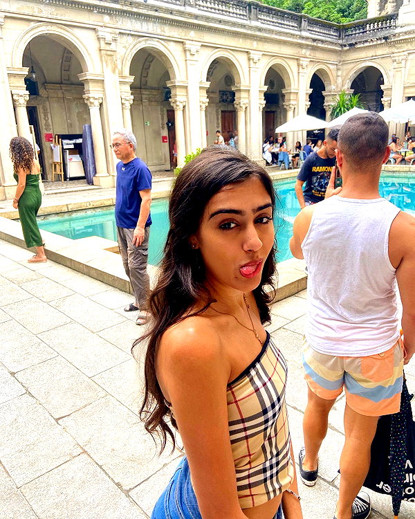 alenittta instagram image archive image
