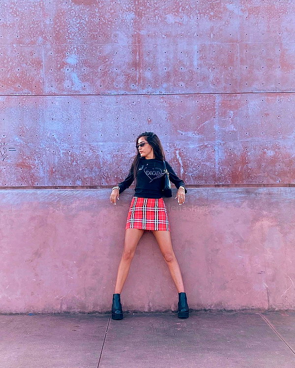 alenittta instagram image archive image