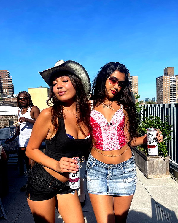 alenittta instagram image archive image