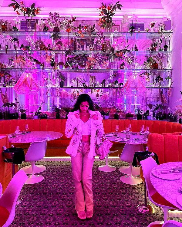alenittta instagram image archive image