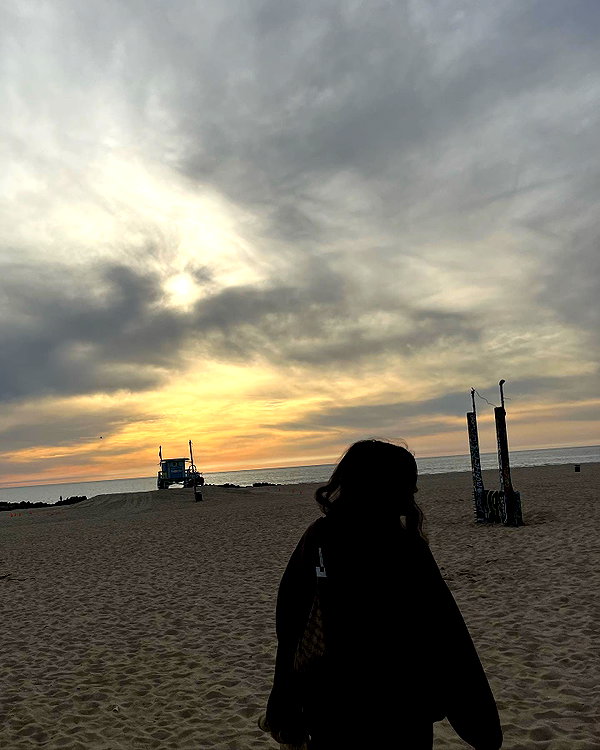 alenittta instagram image archive image