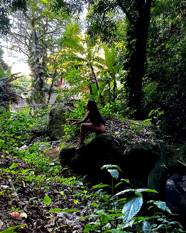 alenittta instagram image archive image