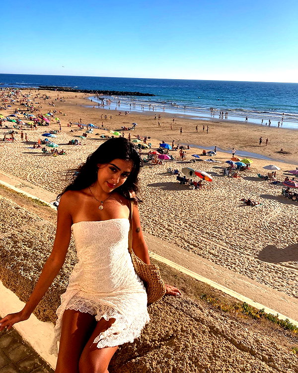 alenittta instagram image archive image