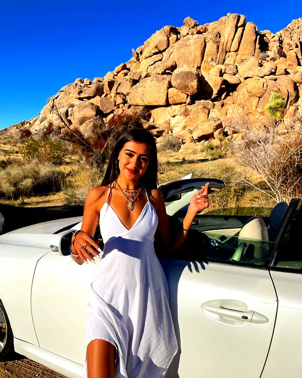 alenittta instagram image archive image