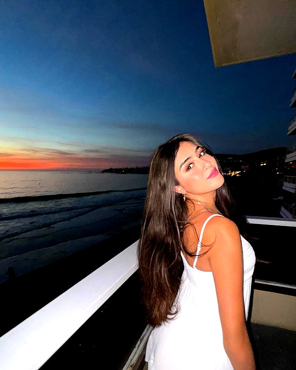 alenittta instagram image archive image