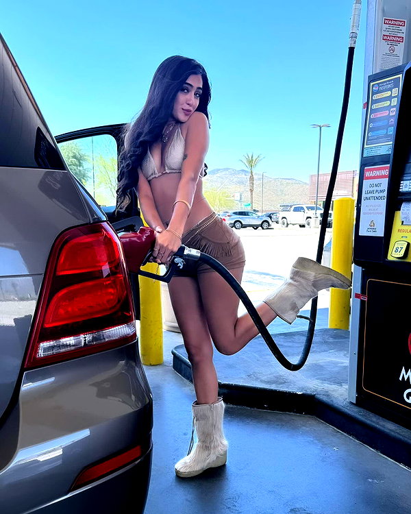 alenittta instagram image archive image