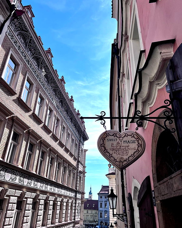 alex.banin instagram image archive image