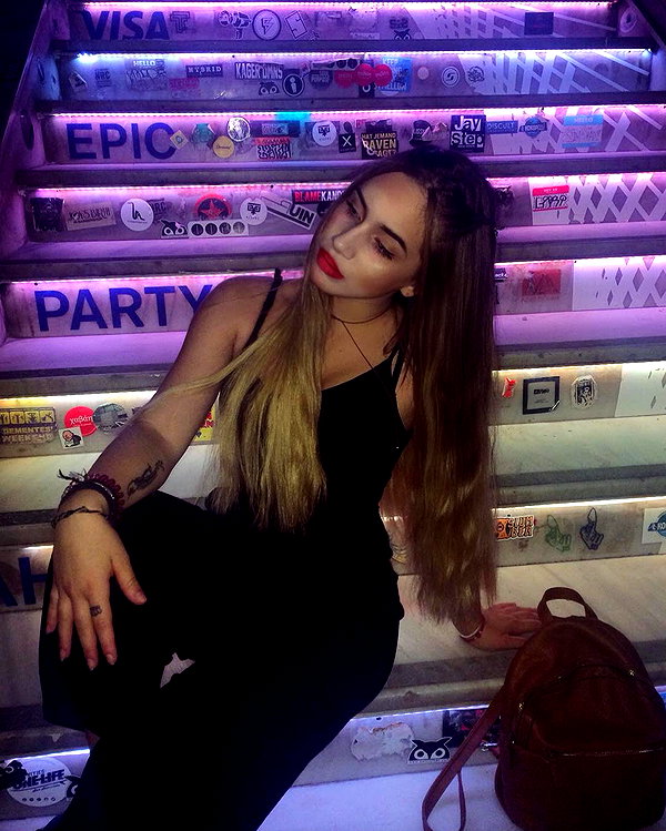 alexandra_stmtk instagram image archive image
