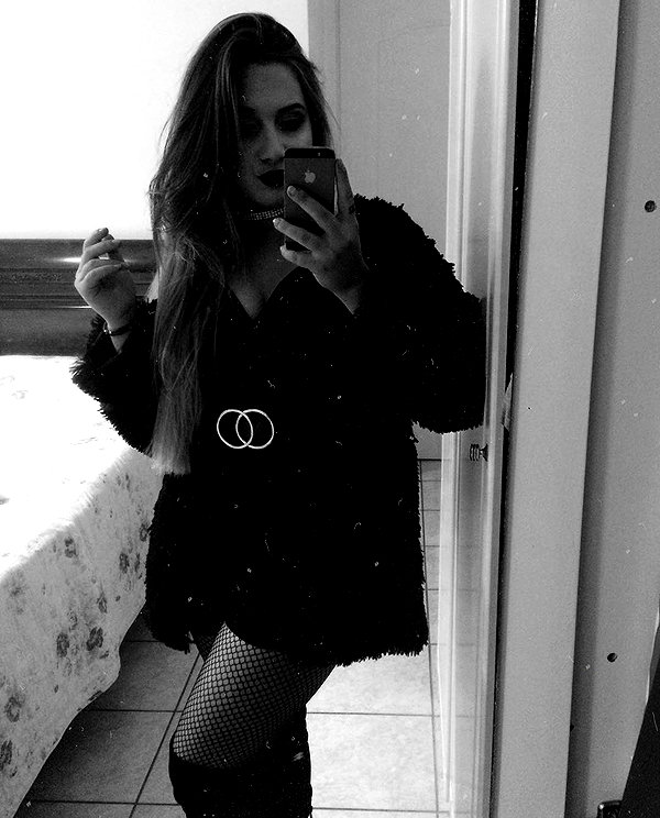 alexandra_stmtk instagram image archive image