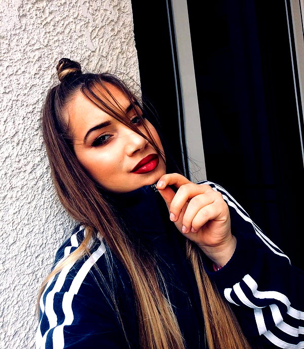 alexandra_stmtk instagram image archive image