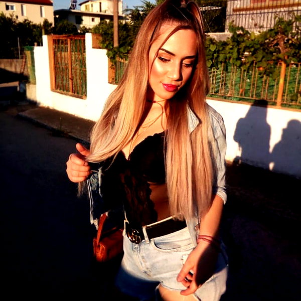 alexandra_stmtk instagram image archive image