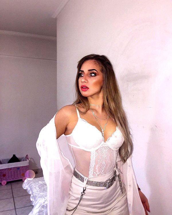 alexandra_stmtk instagram image archive image