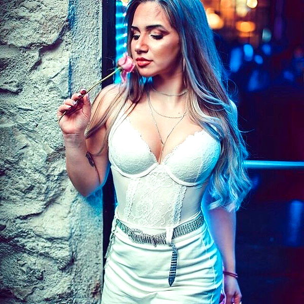 alexandra_stmtk instagram image archive image