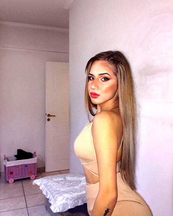 alexandra_stmtk instagram image archive image