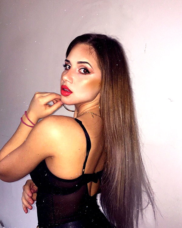 alexandra_stmtk instagram image archive image