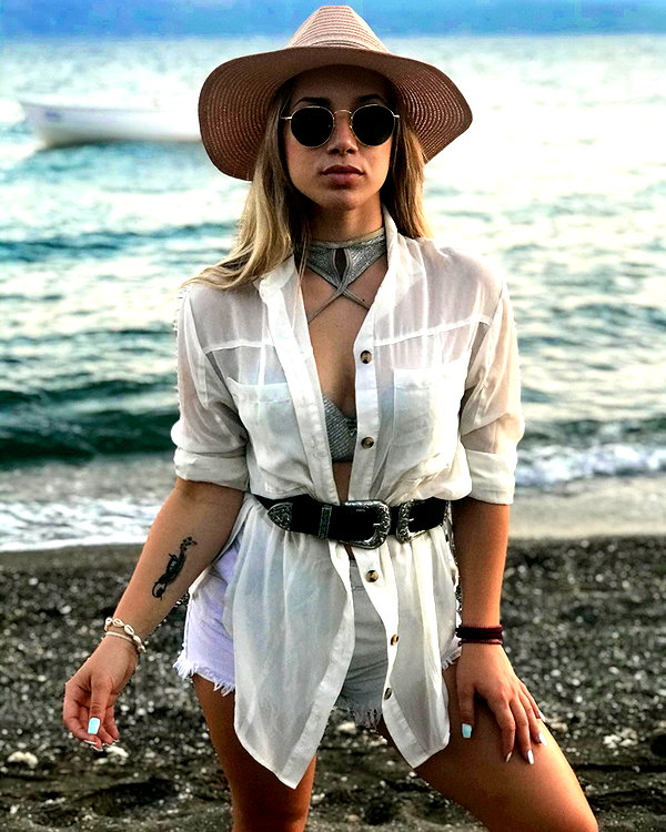 alexandra_stmtk instagram image archive image