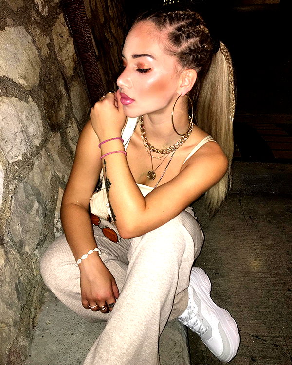 alexandra_stmtk instagram image archive image