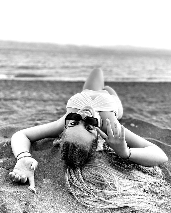 alexandra_stmtk instagram image archive image