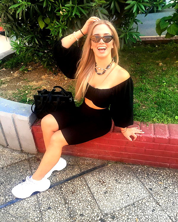 alexandra_stmtk instagram image archive image