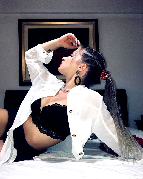 alexandra_stmtk instagram image archive image