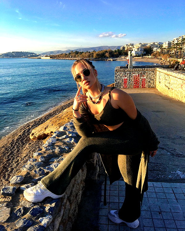 alexandra_stmtk instagram image archive image