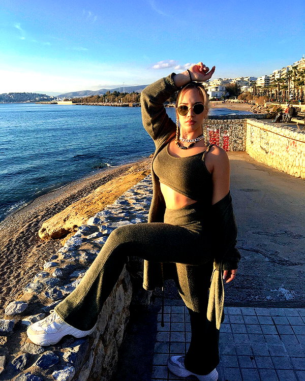 alexandra_stmtk instagram image archive image