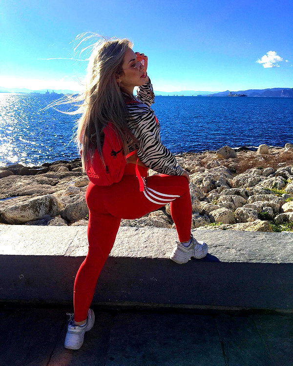 alexandra_stmtk instagram image archive image