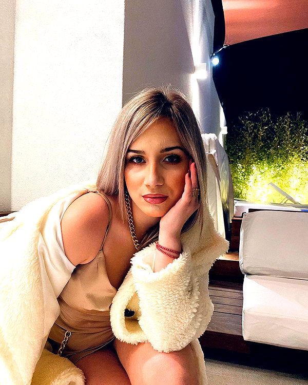 alexandra_stmtk instagram image archive image